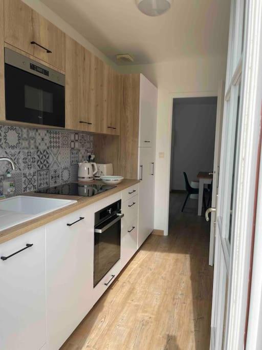 Maison De Vacances La Flotte 00491Ui Exteriör bild